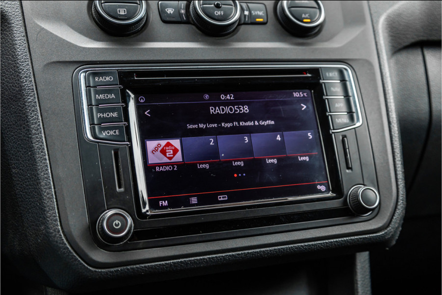 Volkswagen Caddy 2.0 TDI 150 PK L2H1 Maxi Highline | Koelwagen | L+R Schuifdeur | Bi-Xenon | ACC | Climate control | CarPlay | Navigatie | DAB | Trekhaak | Nieuwe APK | NL Auto