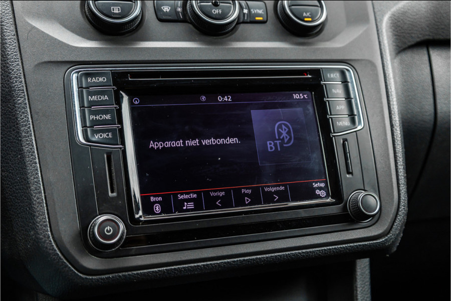 Volkswagen Caddy 2.0 TDI 150 PK L2H1 Maxi Highline | Koelwagen | L+R Schuifdeur | Bi-Xenon | ACC | Climate control | CarPlay | Navigatie | DAB | Trekhaak | Nieuwe APK | NL Auto