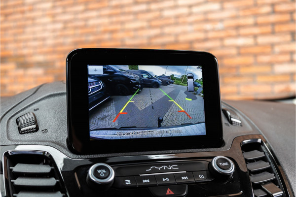 Ford Transit Connect 1.5 L2 SPORT | BPM VRIJ | AUTOMAAT | BI-XENON | KEYLESS GO | CARPLAY | CAMERA | NAVIGATIE | TREKHAAK | STOELVERWARMING | LEDEREN BEKLEDING | NIEUWE APK | ORG NL AUTO