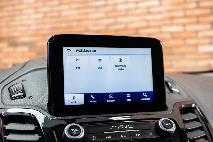Ford Transit Connect 1.5 L2 SPORT | BPM VRIJ | AUTOMAAT | BI-XENON | KEYLESS GO | CARPLAY | CAMERA | NAVIGATIE | TREKHAAK | STOELVERWARMING | LEDEREN BEKLEDING | NIEUWE APK | ORG NL AUTO
