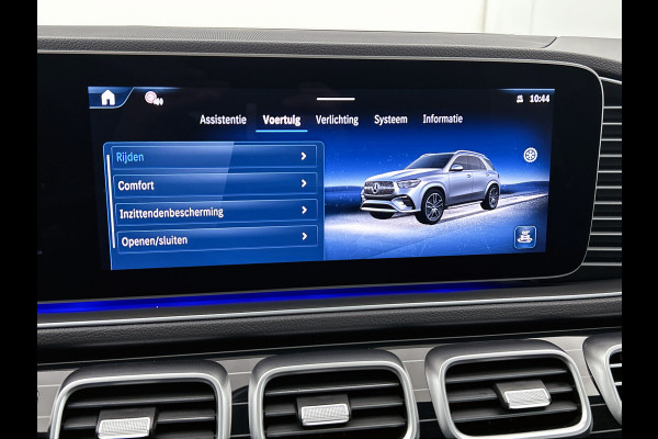 Mercedes-Benz GLE 400 e 4MATIC AMG Plug-In Hybride AMG Line | Night Pakket | Distronic | 22 Inch AMG Velgen | Panorama Schuif-Kanteldak | Trekhaak | Airmatic | Inclusief 24 maanden MB Certified garantie voor Europa.