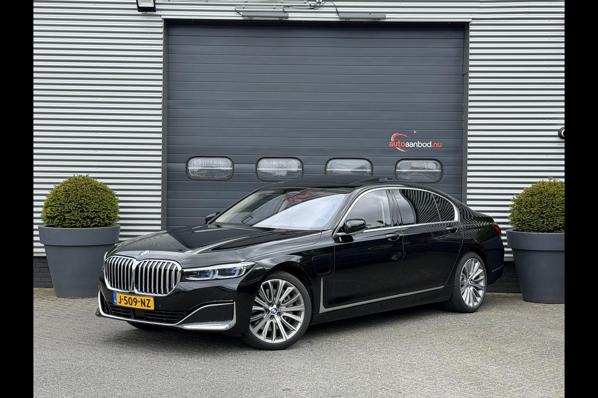 BMW 7 Serie 745Le xDrive High Executive | TV Schermen | Panoramadak | 360* Camera | Massage | Head-Up Display |