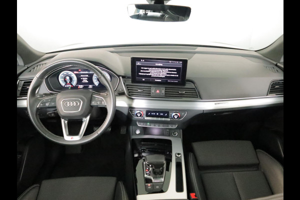 Audi Q5 Sportback 50 TFSI e S edition 299 pk S-tronic | Navigatie | Panoramadak | Parkeersensoren (Park assist) | Rondomzicht camera | Adaptieve cruise control | S-Line |