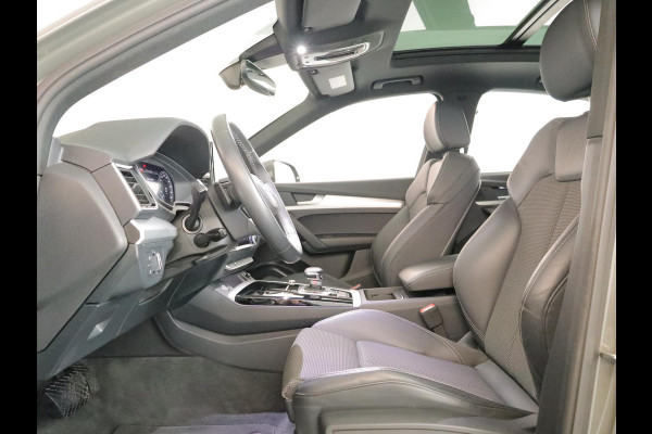Audi Q5 Sportback 50 TFSI e S edition 299 pk S-tronic | Navigatie | Panoramadak | Parkeersensoren (Park assist) | Rondomzicht camera | Adaptieve cruise control | S-Line |