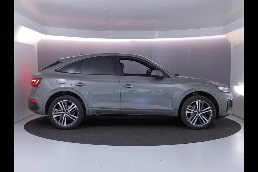 Audi Q5 Sportback 50 TFSI e S edition 299 pk S-tronic | Navigatie | Panoramadak | Parkeersensoren (Park assist) | Rondomzicht camera | Adaptieve cruise control | S-Line |