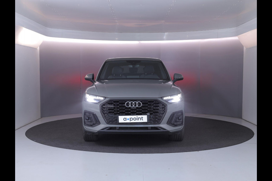 Audi Q5 Sportback 50 TFSI e S edition 299 pk S-tronic | Navigatie | Panoramadak | Parkeersensoren (Park assist) | Rondomzicht camera | Adaptieve cruise control | S-Line |