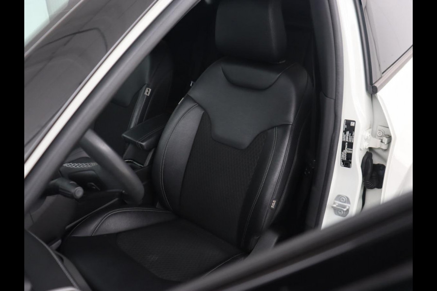 Jeep Compass 4xe 240 Plug-in Hybrid 80th Anniversary | SOH 80,5% | 360 Camera | Adaptive cruise | Full LED | Carplay | Keyless | Half leder | Navigatie | Park Assist | Climate control | PHEV