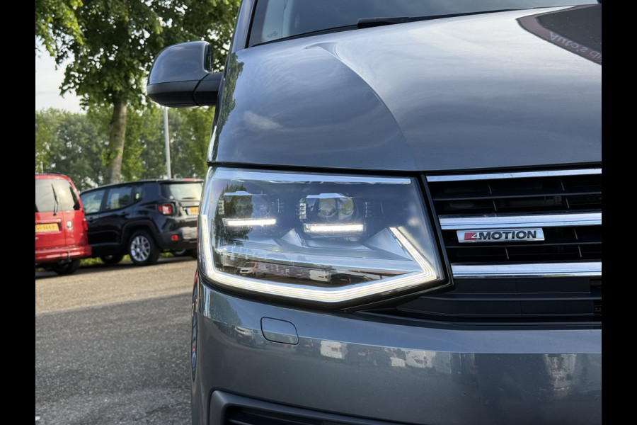 Volkswagen Transporter 2.0 TDI L2H1 DC Highline 4Motion | 1e Eig | Vol opties | Dakraam | 2X Schuifd. | ACC