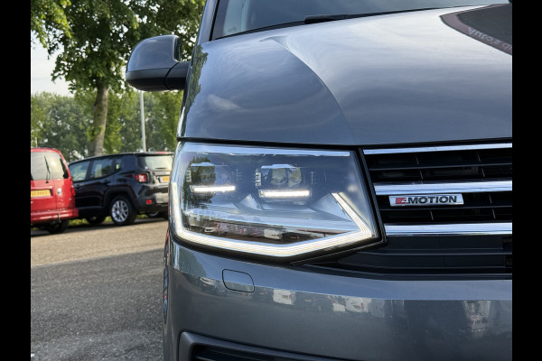 Volkswagen Transporter 2.0 TDI L2H1 DC Highline 4Motion | 1e Eig | Vol opties | Dakraam | 2X Schuifd. | ACC