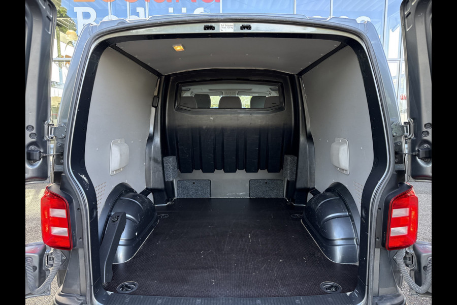 Volkswagen Transporter 2.0 TDI L2H1 DC Highline 4Motion | 1e Eig | Vol opties | Dakraam | 2X Schuifd. | ACC