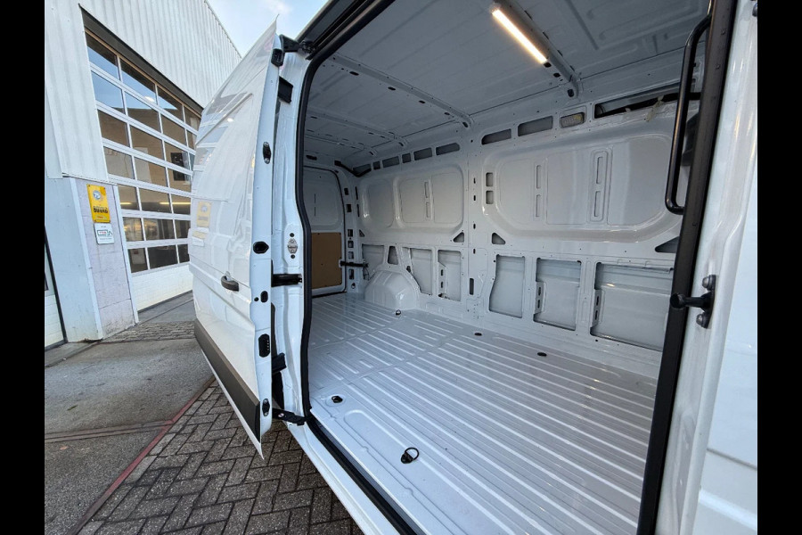 Renault Master Red Edition E-TECH L3H2 NIEUW/ VOORRAAD / 22kW boardlader