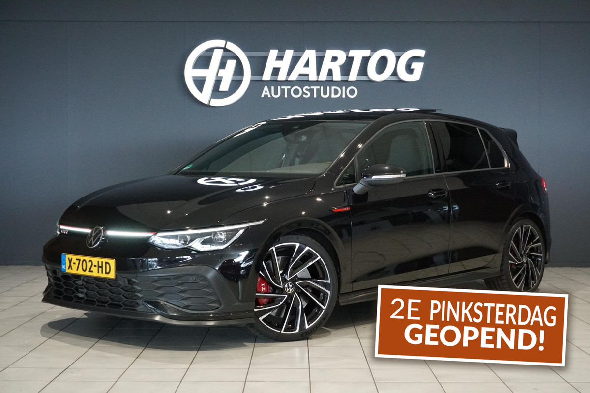 Volkswagen Golf 2.0 TSI GTI Clubsport 300PK + PANORAMADAK / STUURVERWARMING / 19"