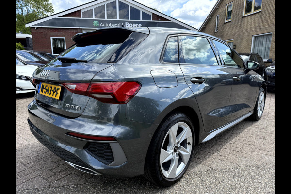 Audi A3 Sportback 30 TFSI S edition Camera, Stoelverwarming, Matrix Led
