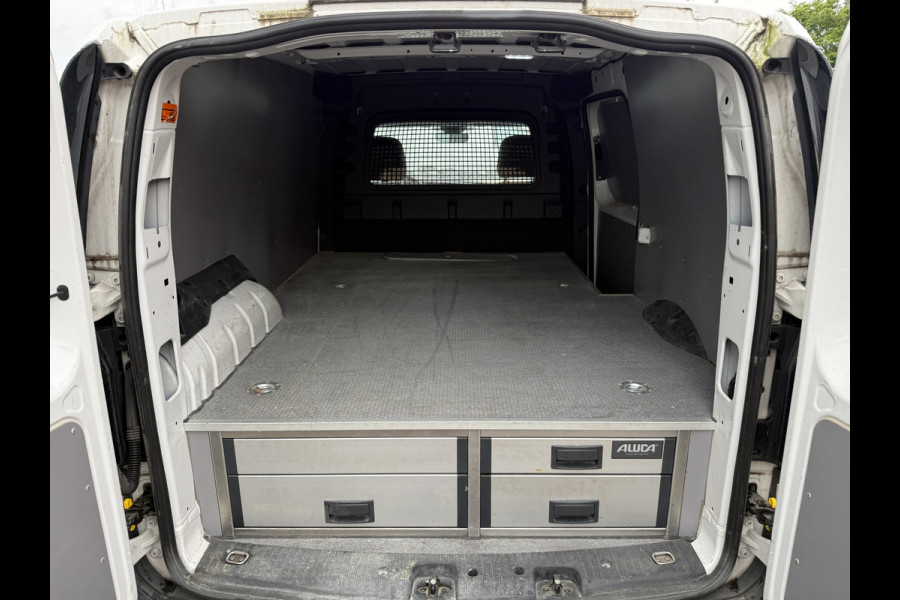 Volkswagen Caddy Cargo 2.0 TDI 122PK Automaat L1 Cruise Control Climate Control Navigatie Carplay Parkeersensoren Schuifladen Inbouw