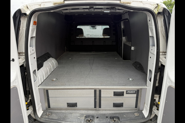 Volkswagen Caddy Cargo 2.0 TDI 122PK Automaat L1 Cruise Control Climate Control Navigatie Carplay Parkeersensoren Schuifladen Inbouw