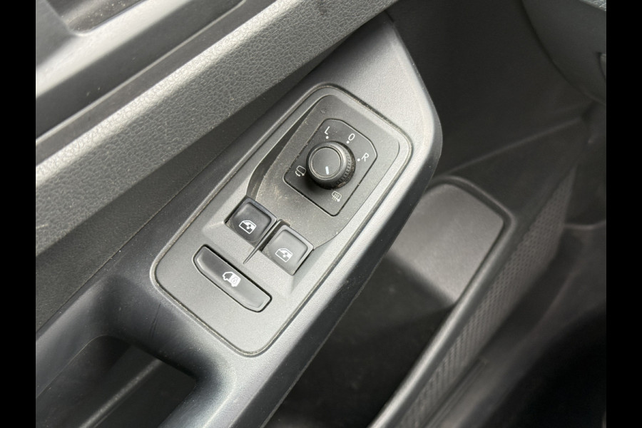 Volkswagen Caddy Cargo 2.0 TDI 122PK Automaat L1 Cruise Control Climate Control Navigatie Carplay Parkeersensoren Schuifladen Inbouw