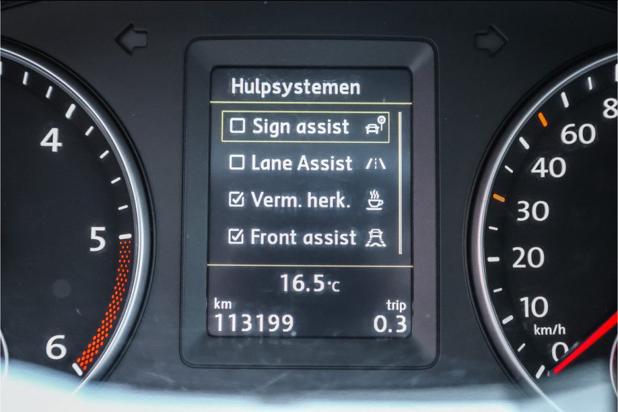 Volkswagen Caddy 2.0 TDI 185 PK DSG R-Line | Camera | CarPlay | Alarm | ACC | Lane Assist | Trekhaak | Navigatie | PDC | DAB | Nieuwe APK | NAP Logisch