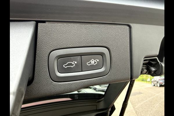 Volvo XC60 2.0 T6 AWD Business Pro Panoramadak, Trekhaaak, NL. Auto