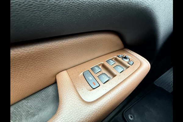 Volvo XC60 2.0 T6 AWD Business Pro Panoramadak, Trekhaaak, NL. Auto