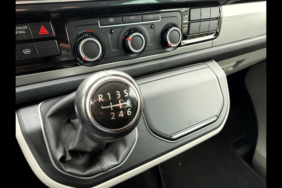 Volkswagen Transporter 2.0 TDI 150pk L2H1 Dubbel Cabine Highline 64658km, NL. Auto.
