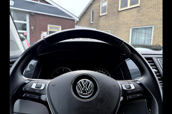Volkswagen Transporter 2.0 TDI 150pk L2H1 Dubbel Cabine Highline 64658km, NL. Auto.