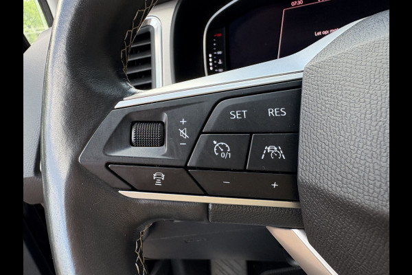 Seat Ateca 1.5 TSi 150pk DSG Xperience Business Intense 360CAMERA/KEYLESS/DODEHOEK/19INCH/WINTERPACK/VIRTUAL