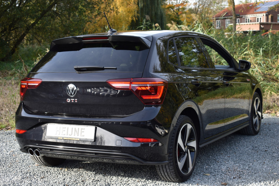 Volkswagen Polo GTI 2.0 TSI 210PK DSG GTI-SPORT IQ-LIGHT/PDC/CARPLAY