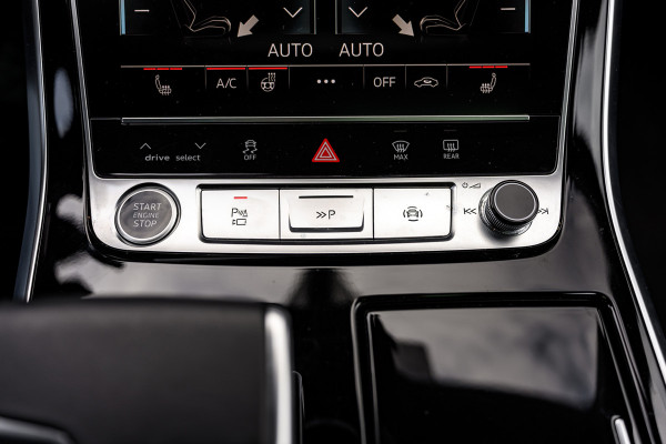 Audi Q8 55 TFSI e quattro Pro Line S /Pano/360/HUD/ACC