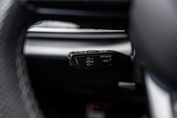 Audi Q8 55 TFSI e quattro Pro Line S /Pano/360/HUD/ACC