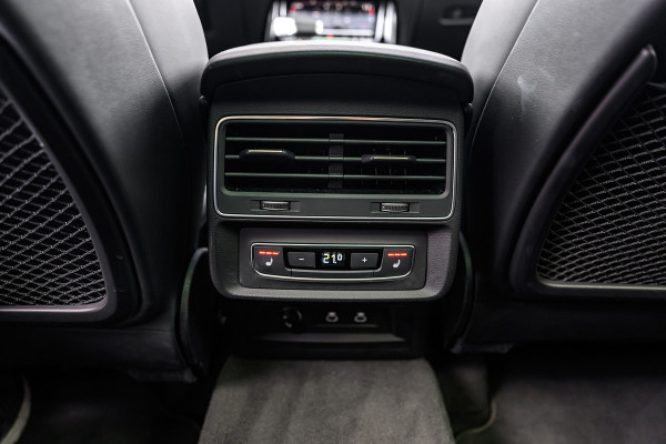 Audi Q8 55 TFSI e quattro Pro Line S /Pano/360/HUD/ACC