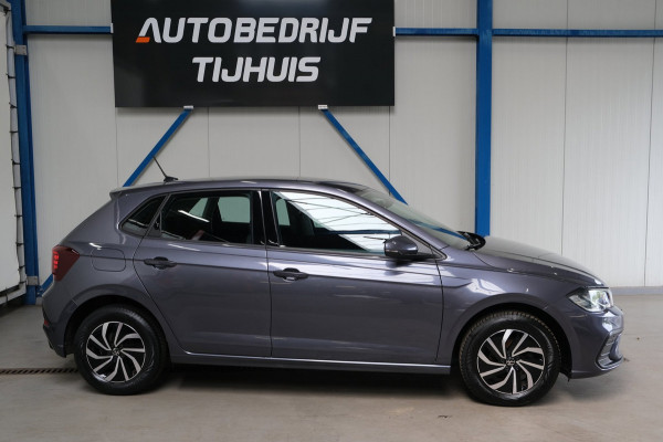 Volkswagen Polo 1.0 TSI Life NIEUW MODEL - N.A.P. Airco, Cruise, PDC, Carplay, Virtual Display.