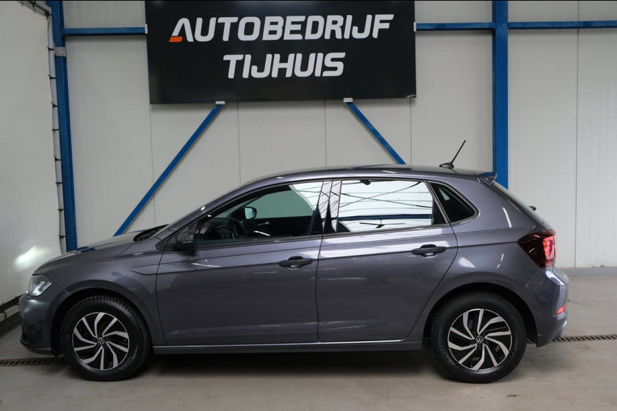 Volkswagen Polo 1.0 TSI Life NIEUW MODEL - N.A.P. Airco, Cruise, PDC, Carplay, Virtual Display.