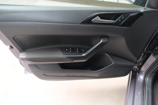 Volkswagen Polo 1.0 TSI Life NIEUW MODEL - N.A.P. Airco, Cruise, PDC, Carplay, Virtual Display.