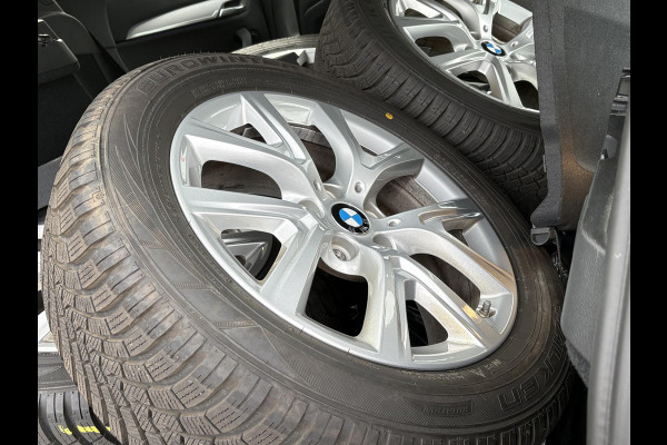 BMW X1 xDrive25e Sport Line | PHEV | Trekhaak | Head-Up | Elek. achterklep | Camera | Winterset |