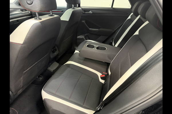 Volkswagen T-Roc 1.5 TSI Sport Business R Panoramadak Full-led VCP 19'lmv !! 2e Pinksterdag geopend van 12:00 tot 17:00u !!