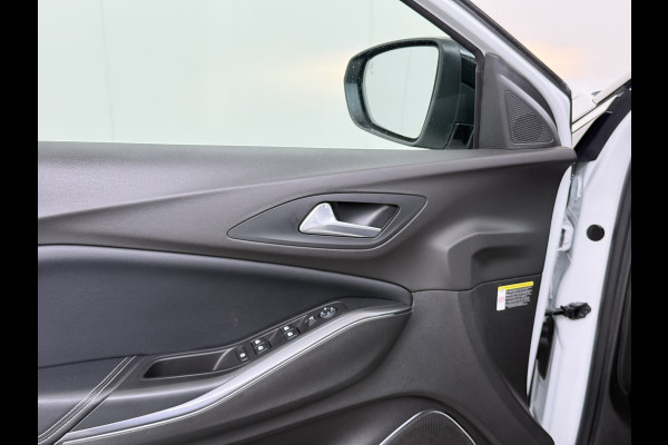 Opel Grandland X T 131PK Automaat Trekhaak Navi Camera Ecc Apple Carplay Android Auto Pdc Business Executive Elek.Achterklep Bi-Coulour AGR-Comfort Stoel Lane Assist Isofix Lmv Zwart Dak Keyless Origineel Nederlandse Auto