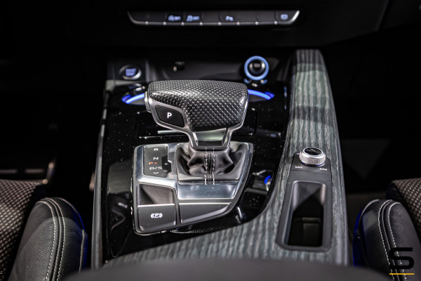 Audi A4 Avant 35 TFSI Launch edition Sport|Pano|B&O|3 S-Line