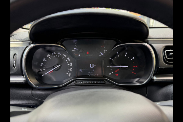 Citroën C3 1.2 PureTech S&S Shine Navigatie / Apple CarPlay I Airco I Sport velgen I LED I PDC / Camera I Dealer onderhouden