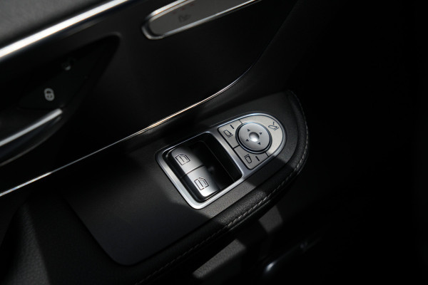 Mercedes-Benz V-Klasse 300d 4-MATIC Extra Lang Avantgarde DC 237pk - 360 Cam - Multibeam - Burmester - Elektrische schuifdeuren - Rijklaar