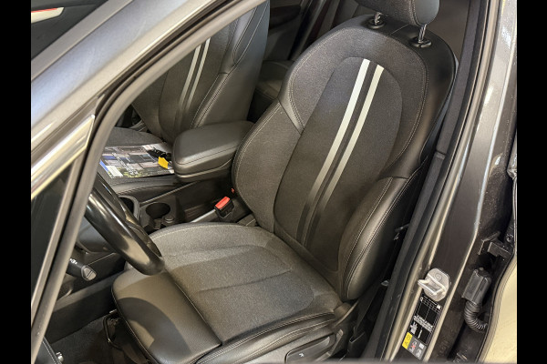 BMW 2 Serie Active Tourer 225xe iPerformance Executive | M-Sport | Panoramadak | Stoelverw.