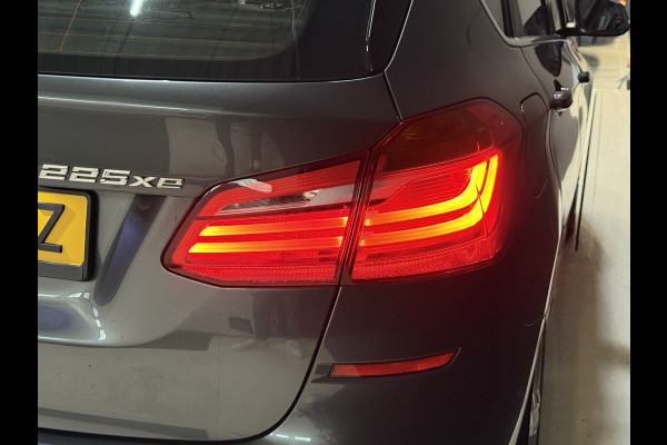 BMW 2 Serie Active Tourer 225xe iPerformance Executive | M-Sport | Panoramadak | Stoelverw.