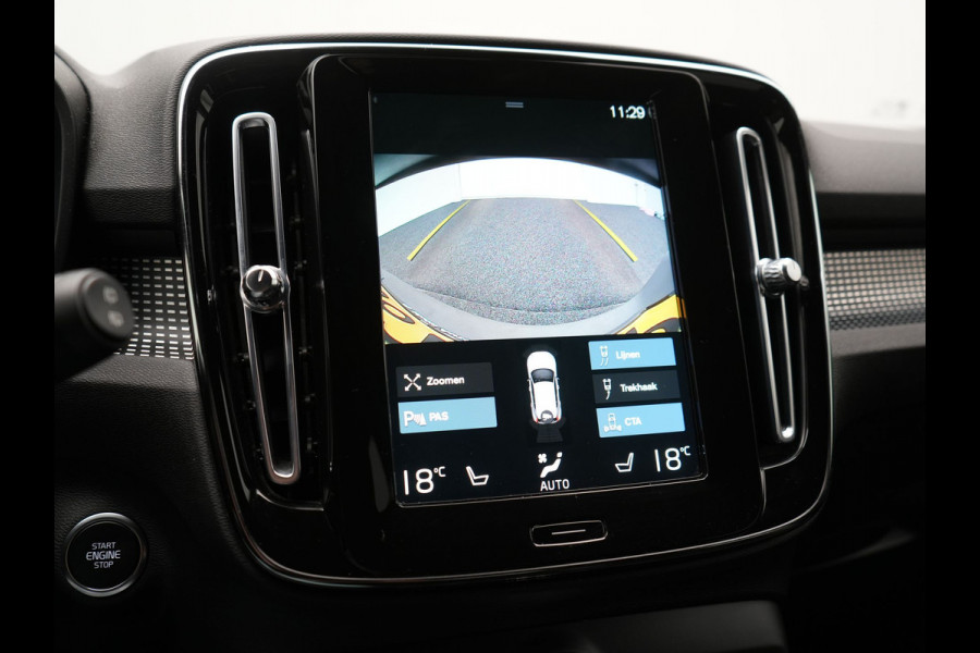 Volvo XC40 T5 Recharge R-Design PHEV 262pk Dealer O.H. | Trekhaak Af Fabriek | Camera | Alcantara Sportstoelen & Stuur Verwarmd | Keyless | Blis | Apple Carplay | Navigatie | DAB | Cruise Control | 19"L.M | Plug In Hybrid |