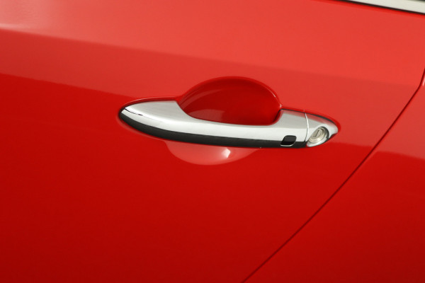 Kia Picanto 1.0 DPi GT-Line - Achteruitrijcamera - Parkeersensoren - Navigatie - Fabrieksgarantie Tot 2028