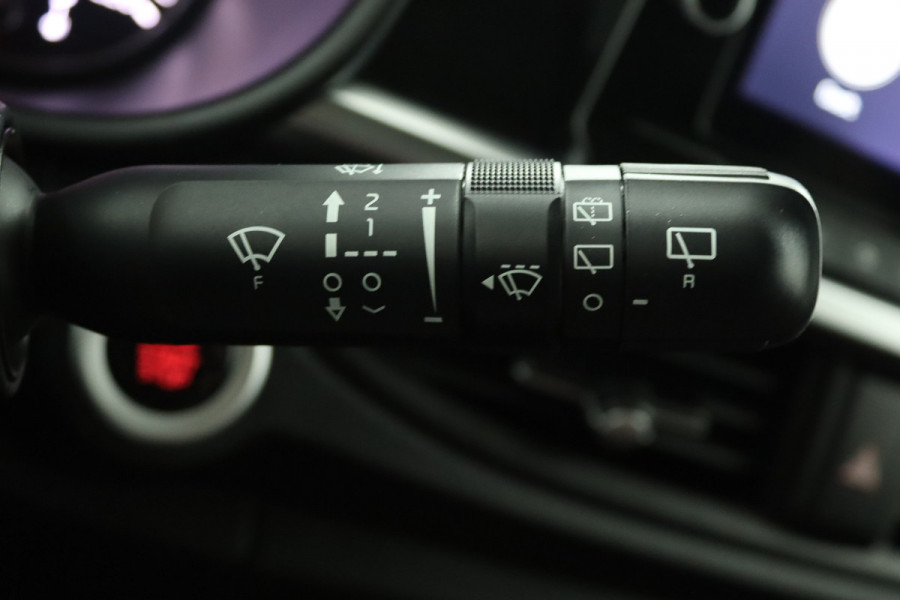 Kia Picanto 1.0 DPi GT-Line - Achteruitrijcamera - Parkeersensoren - Navigatie - Fabrieksgarantie Tot 2028