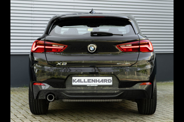 BMW X2 sDrive18i M-Sport - Stoelverwarming - LED - 19 inch