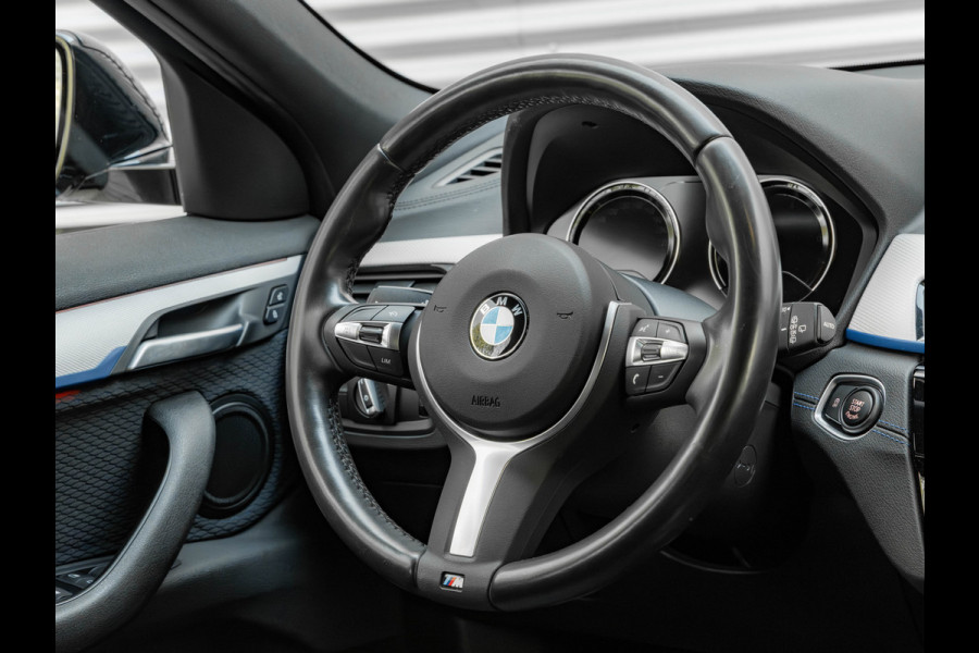BMW X2 sDrive18i M-Sport - Stoelverwarming - LED - 19 inch