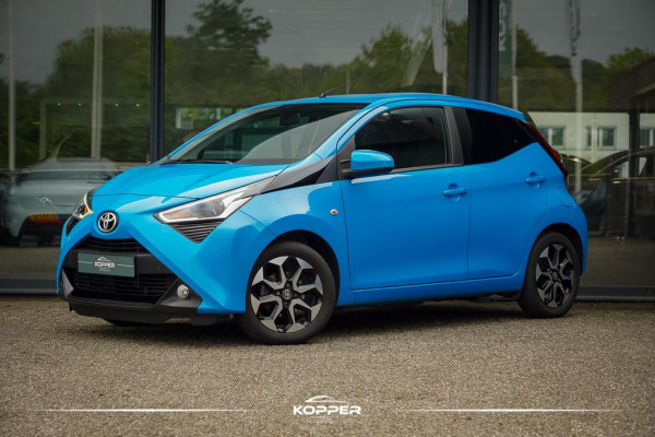 Toyota Aygo 1.0 VVT-i x-first / Carplay / Trekhaak Afn / Dealeronderhouden / 5 Drs
