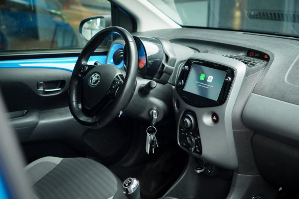 Toyota Aygo 1.0 VVT-i x-first / Carplay / Trekhaak Afn / Dealeronderhouden / 5 Drs
