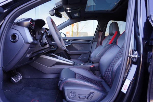 Audi RS 3 SPORTBACK 2.5 TFSI Quattro New Service
