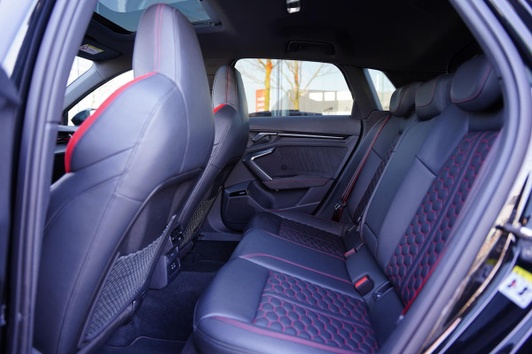 Audi RS 3 SPORTBACK 2.5 TFSI Quattro New Service